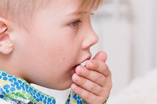Что можно дать от кашля ребенку 4 лет?